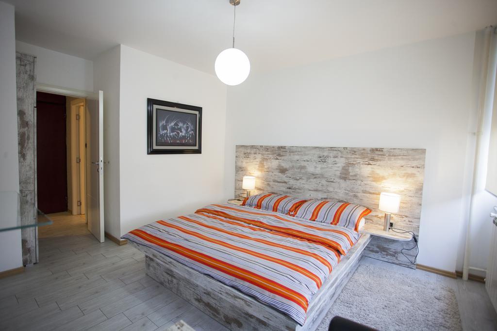 Apartment Red Belgrade Bilik gambar